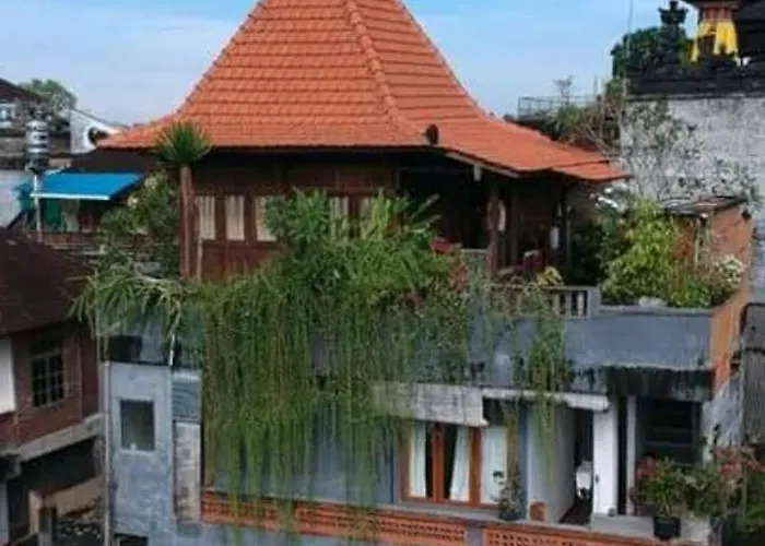 Casa de hóspedes Joglo House Nagi *